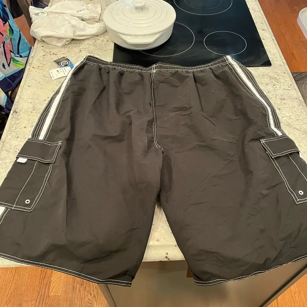 North 15 Black & White Board Shorts sz 5X NWT